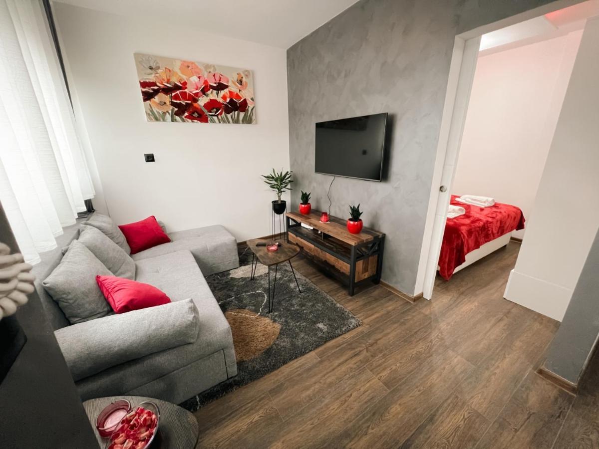 Vinkovci 1 Apartment ภายนอก รูปภาพ