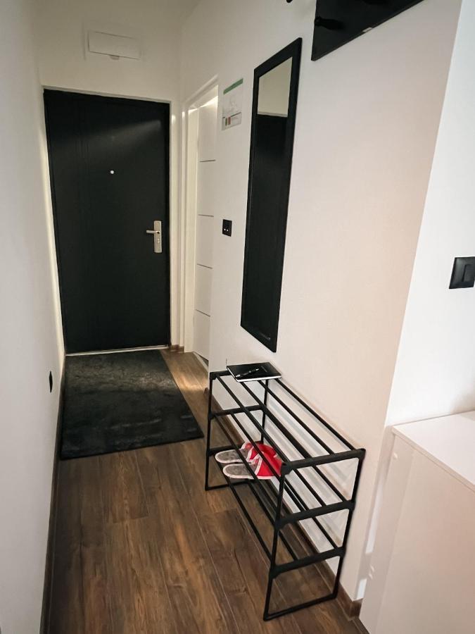 Vinkovci 1 Apartment ภายนอก รูปภาพ